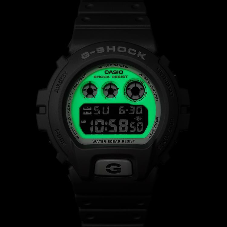 G-SHOCK DW-6900HD-8ER 46mm - horlogeoutlet.nl