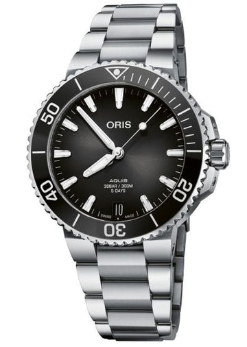 Oris Aquis Date 43.5mm Schwarzes Zifferblatt