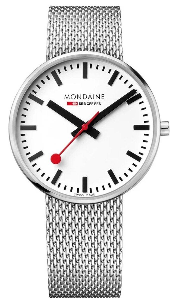 Mondaine Herenhorloge 42mm - Giant MSX.4211B.SM met witte wijzerplaat, rode secondewijzer en roestvrijstalen mesh band. Swiss Made design.