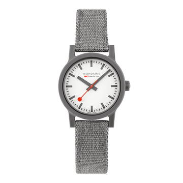 Mondaine Dameshorloge 32MM - Essence Kunststof met grijze textielband en minimalistisch Zwitsers design. Duurzaam horloge voor dagelijks gebruik.