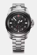 Victorinox Herenhorloge 1884 43mm 20 ATM met roestvrijstalen band en zwarte wijzerplaat, ideaal voor avontuurlijke duiken en dagelijks gebruik.