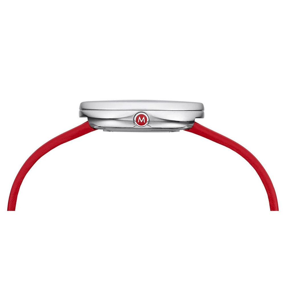 Zijaanzicht van de Mondaine Giant MSX.3511B.LC dameshorloge met rood lederen band en slanke zilveren kast. Giant Backlight horloge met langdurige zichtbaarheid.